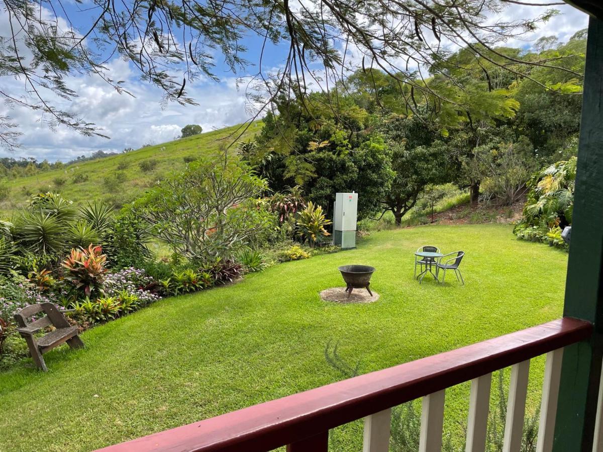 Amamoor Homestead And Country Cottages Экстерьер фото